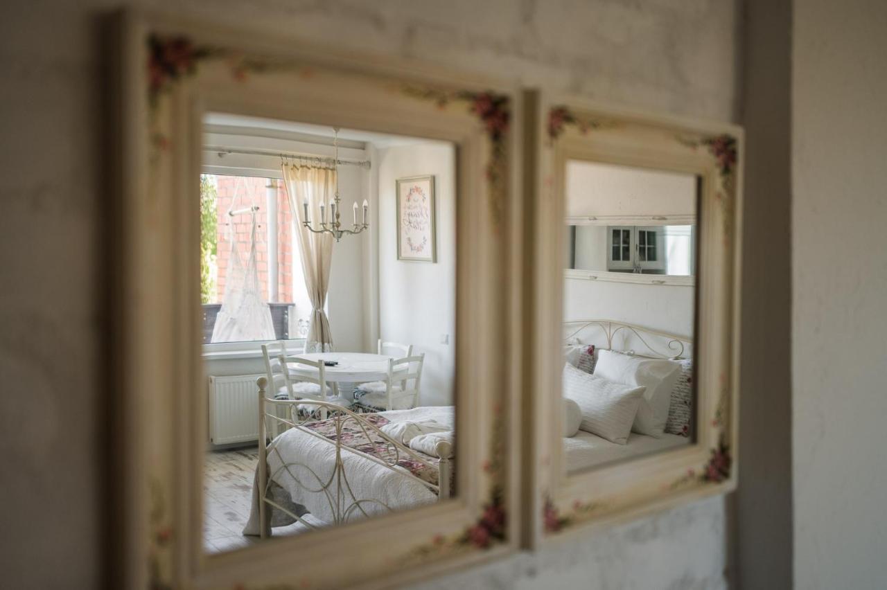 Vintage Lounge Studio By The Sea In Liepaja Exterior photo